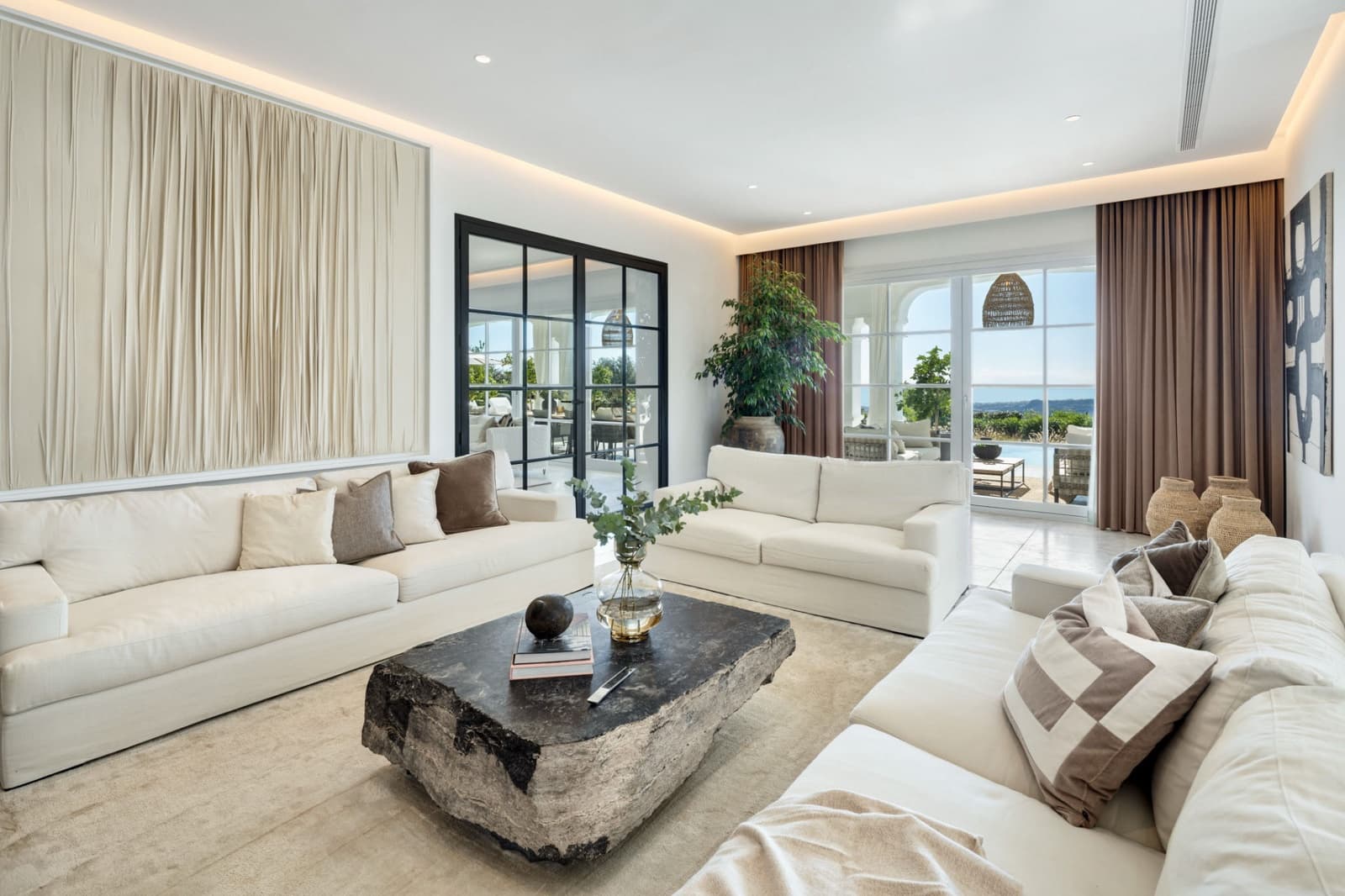 7 sovrum Villa till salu i Benahavis med pool garage - 10 700 000 € (Ref: 9431006)