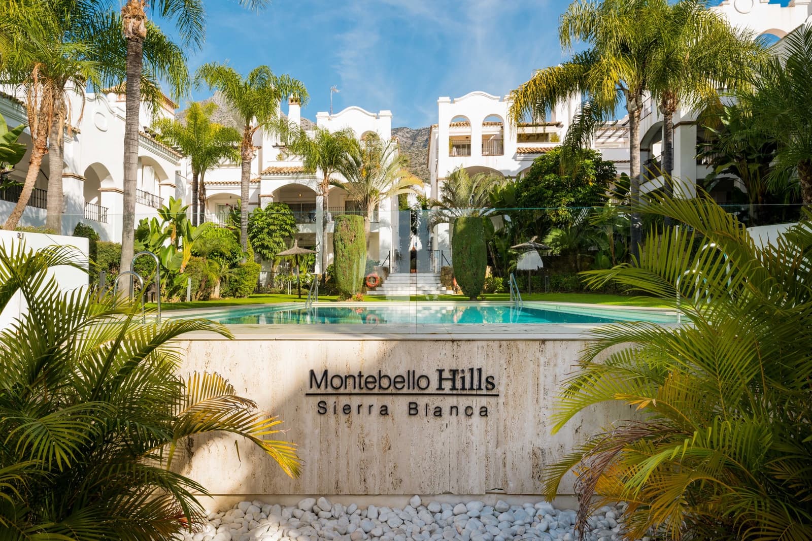 3 sovrum Lägenhet till salu i Marbella med pool garage - 1 195 000 € (Ref: 9450420)