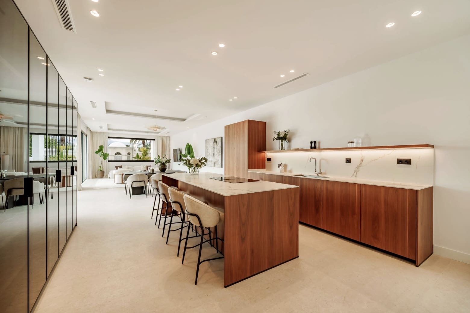 5 soveværelse Villa til salg i El Paraiso med swimmingpool - € 4.295.000 (Ref: 9465567)