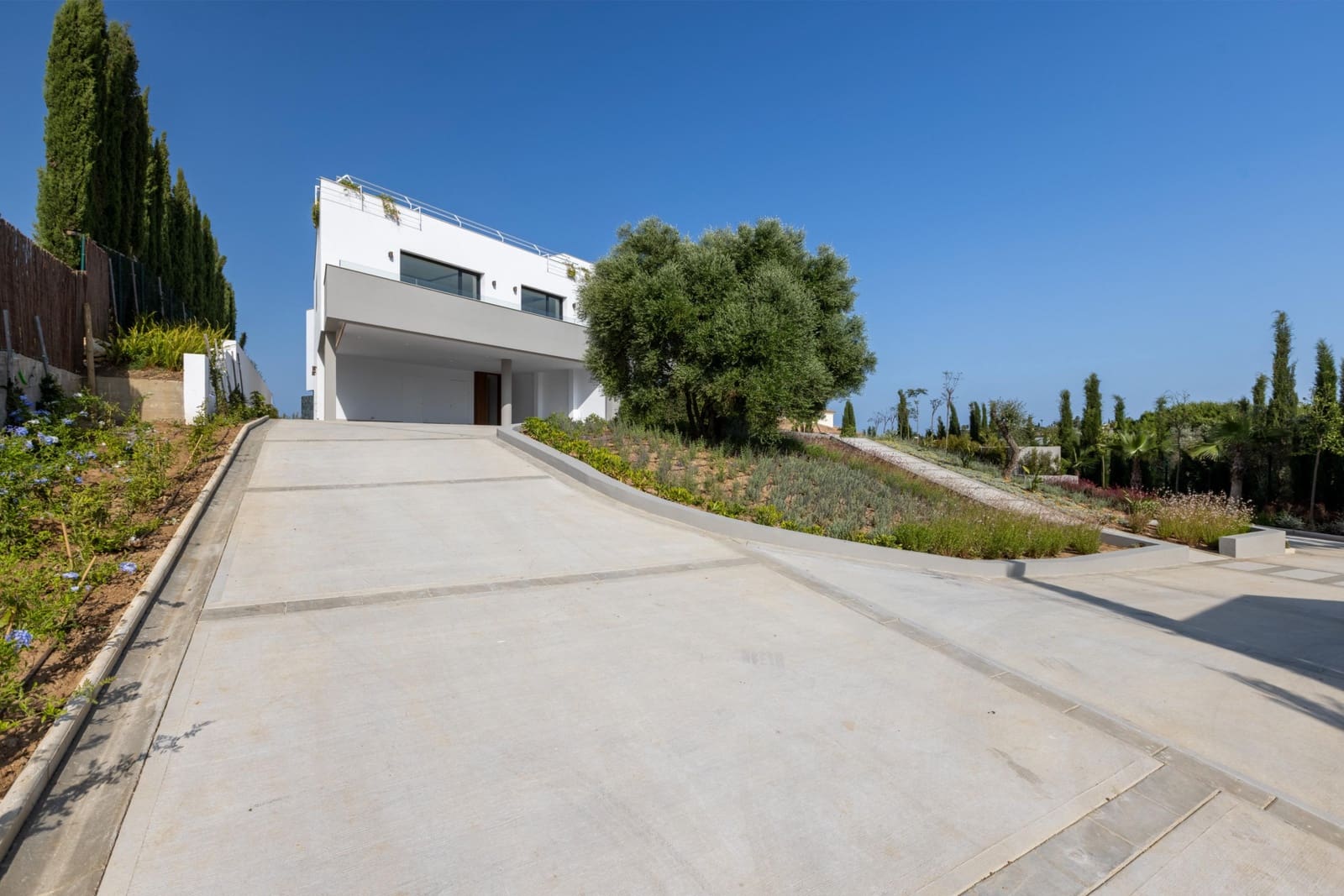 Chalet de 8 habitaciones en Sotogrande en venta con piscina garaje - 6.975.000 € (Ref: 9470572)