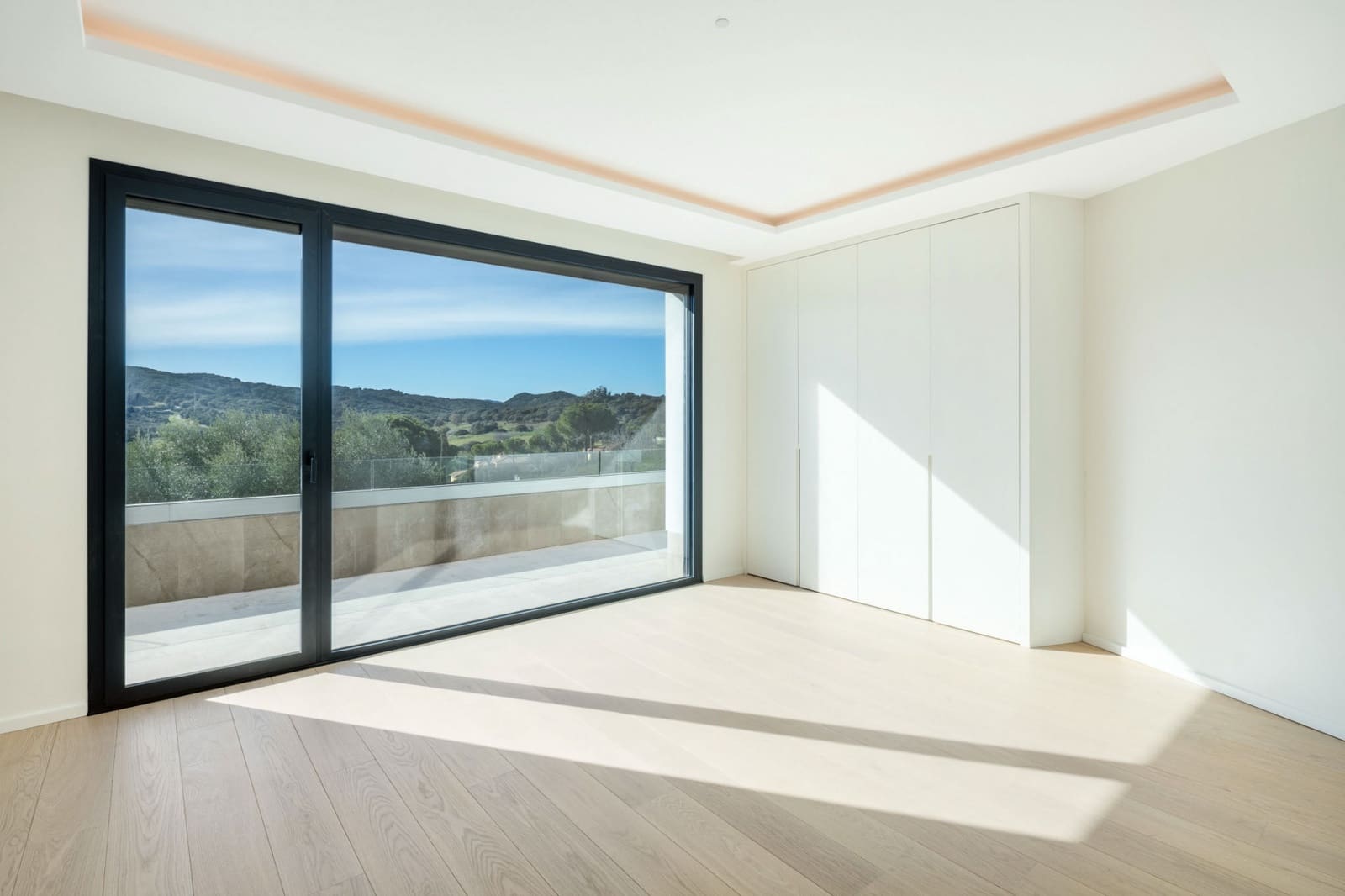 8 Zimmer Villa zu verkaufen in Sotogrande mit Pool Garage - 6.975.000 € (Ref: 9470572)