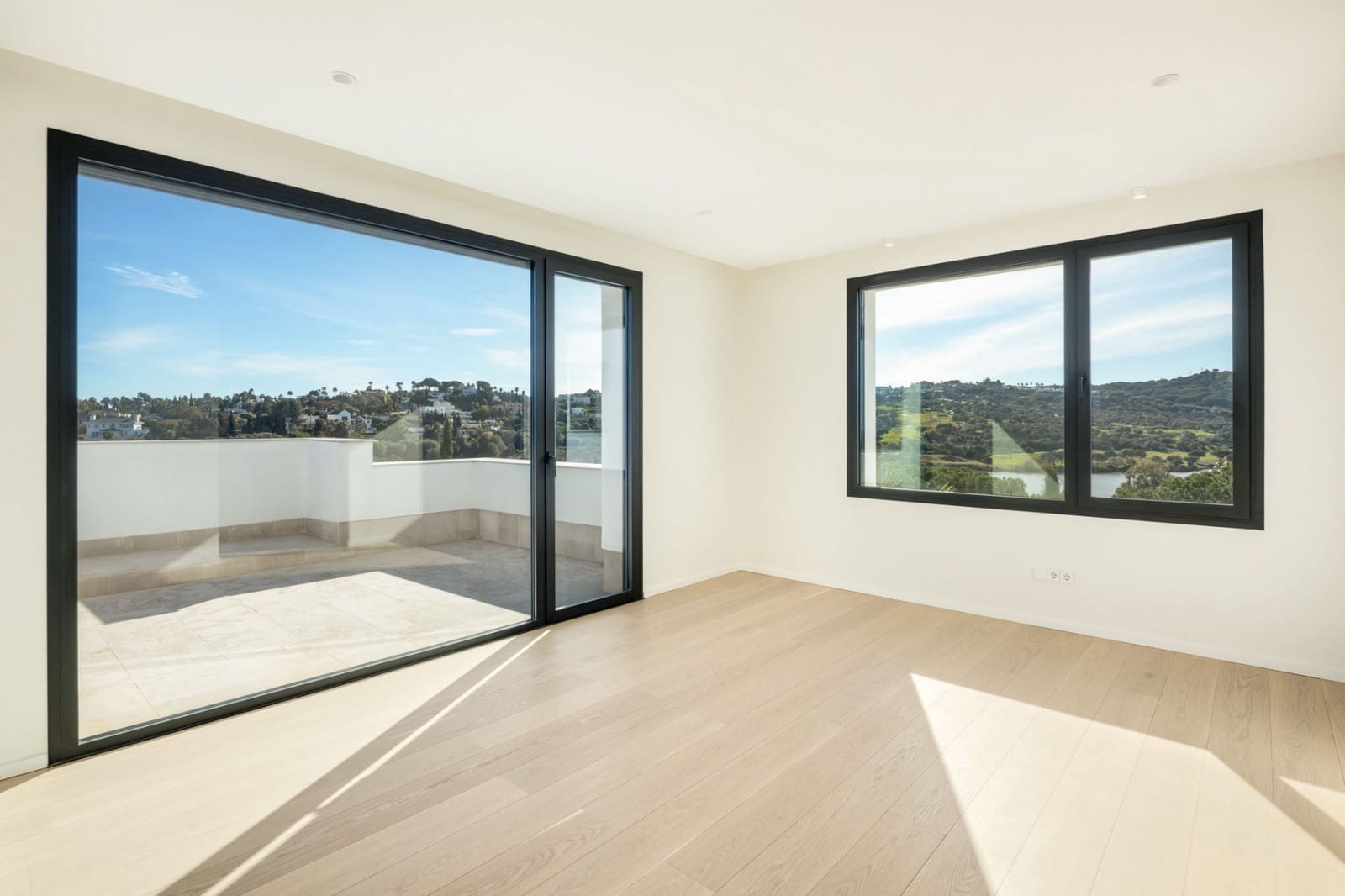 8 Zimmer Villa zu verkaufen in Sotogrande mit Pool Garage - 6.975.000 € (Ref: 9470572)