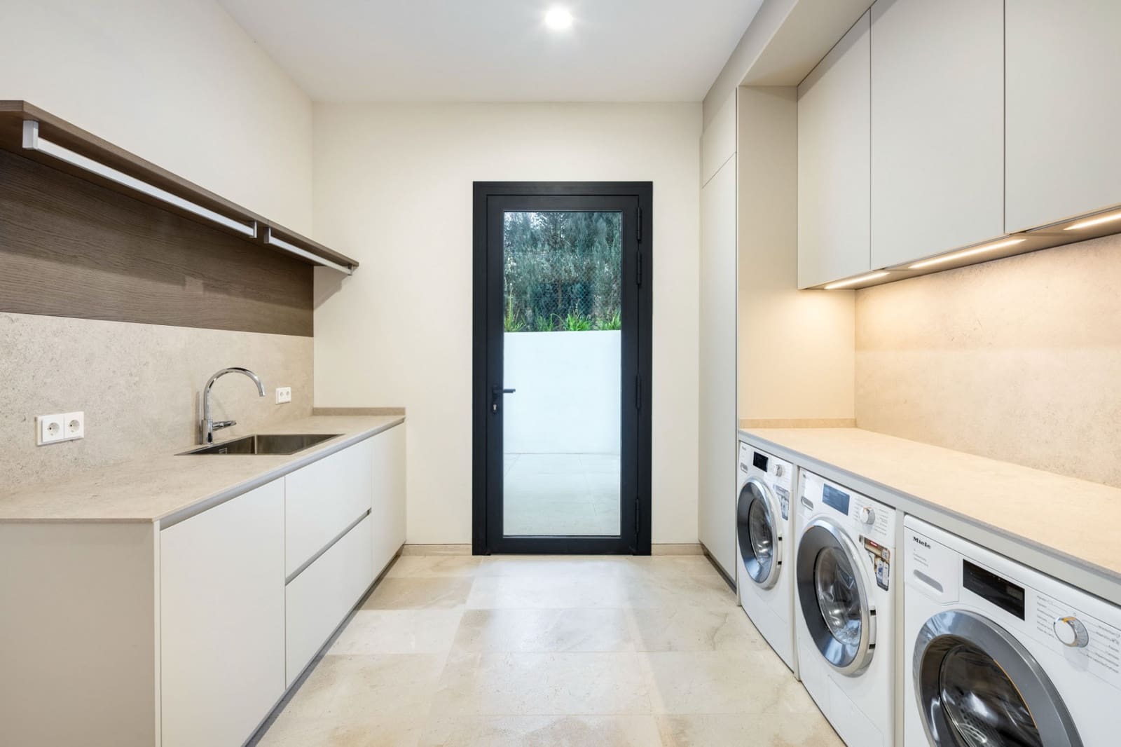 8 Zimmer Villa zu verkaufen in Sotogrande mit Pool Garage - 6.975.000 € (Ref: 9470572)