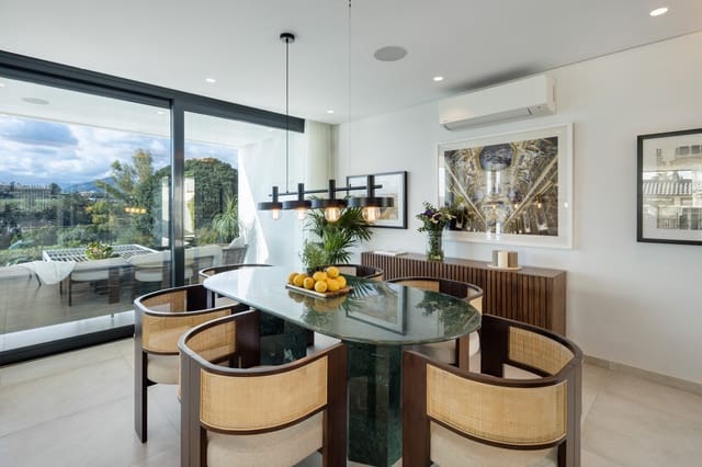 Chalet de 6 habitaciones en Nueva Andalucia, Marbella en venta con piscina garaje - 3.500.000 € (Ref: 9470573)