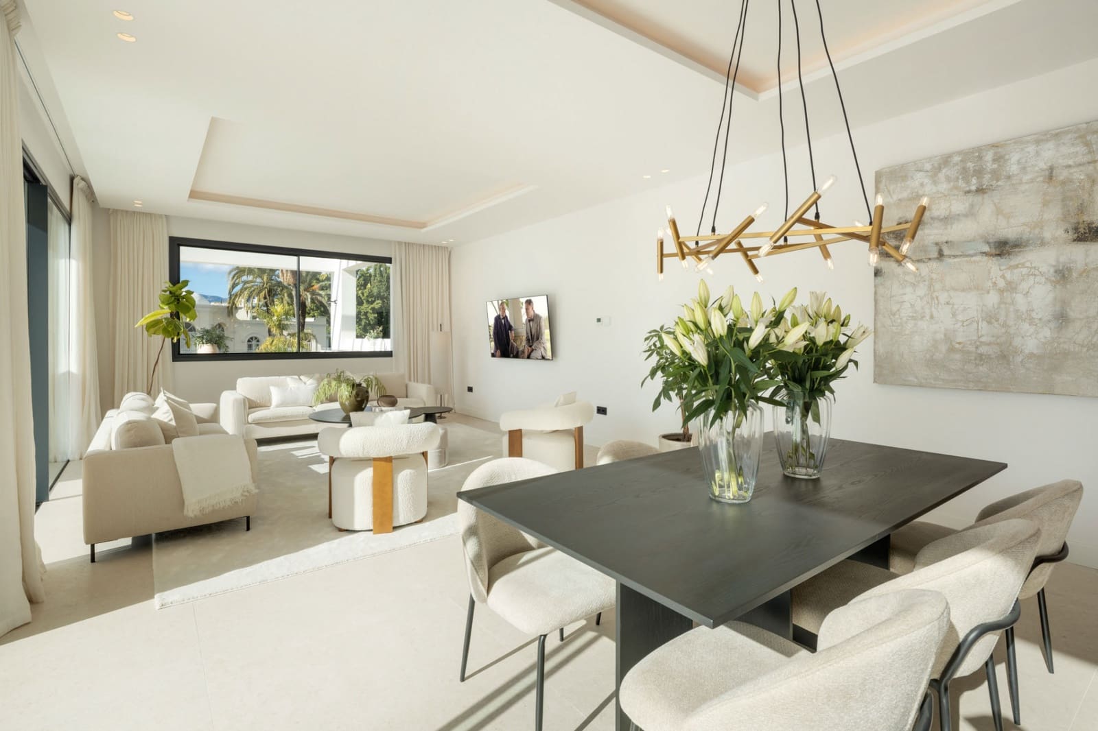 5 bedroom Villa for sale in El Paraiso with pool - € 3,695,000 (Ref: 9504159)