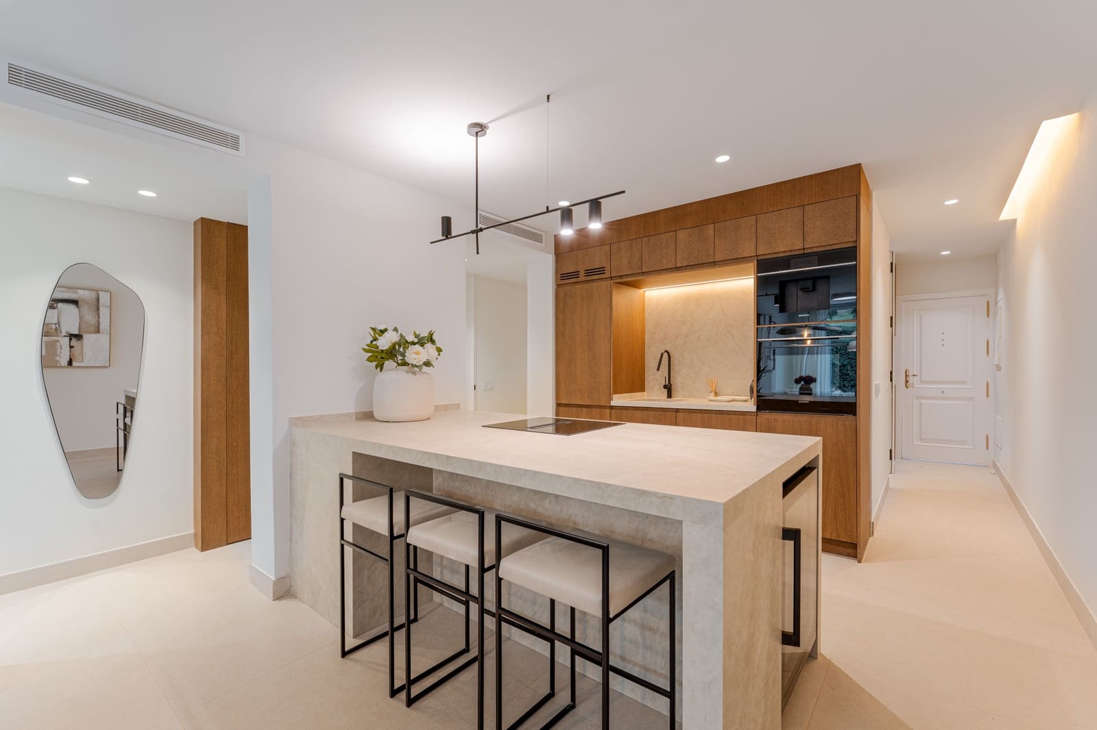 Apartamento de 3 habitaciones en Benahavís en venta con piscina - 695.000 € (Ref: 9519144)