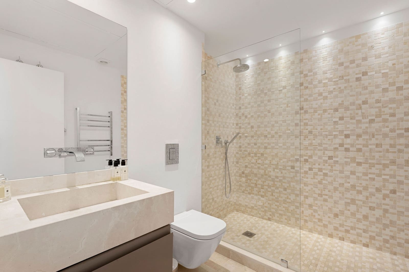 4 makuuhuone Huoneisto myytävänä paikassa Marbella mukana uima-altaan 
autotalli - 1 495 000 € (Ref: 9524177)