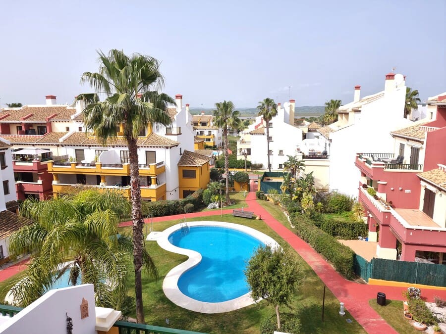 3 sypialnia Apartament na sprzedaż w Ayamonte z basenem garażem - 220 000 € (Ref: 10051889)