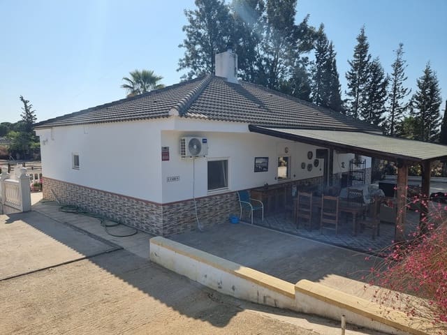 3 soveværelse Finca/Landehus til salg i Lucena del Puerto med swimmingpool garage - € 250.000 (Ref: 10051890)