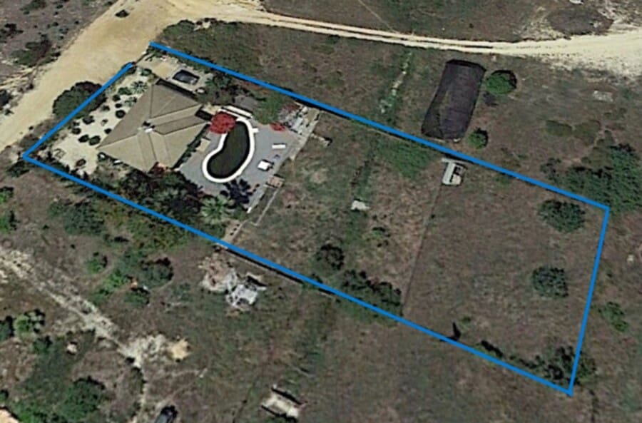 3 soveværelse Finca/Landehus til salg i Lucena del Puerto med swimmingpool garage - € 250.000 (Ref: 10051890)