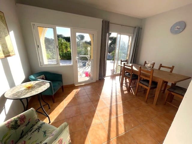 4 soveværelse Finca/Landehus til salg i Bonares med swimmingpool garage - € 220.000 (Ref: 10051891)