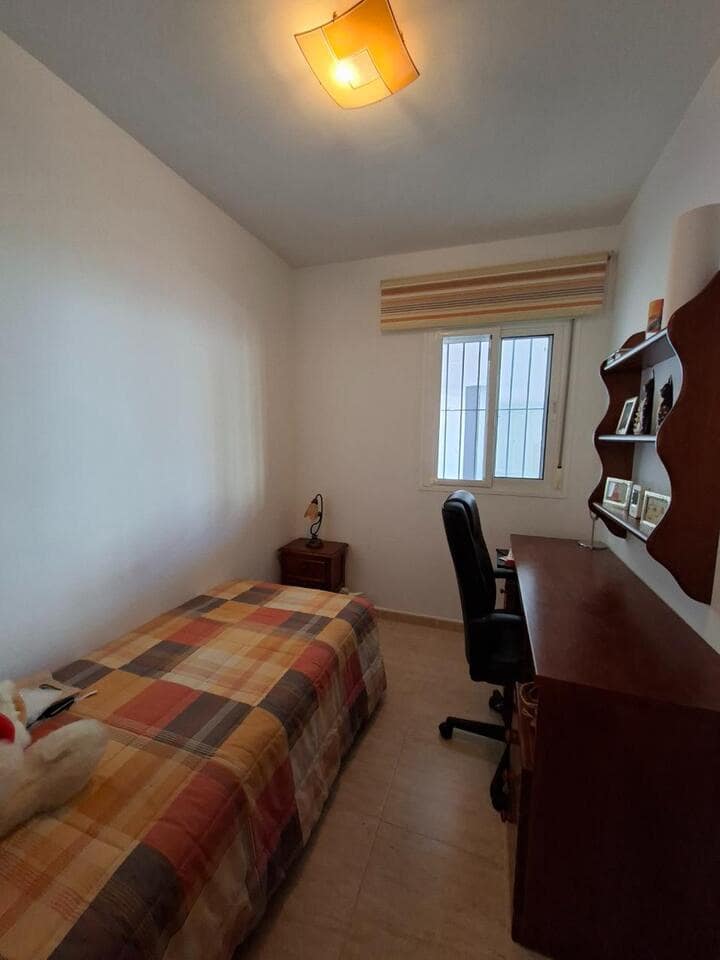 Mieszkanie na sprzedaż w Alora z basenem garażem - 192 000 € (Ref: 10111197)