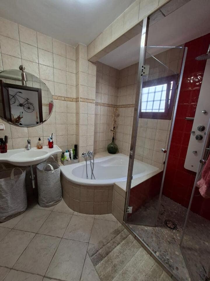 2 soveværelse Byhus til salg i Alora med garage - € 230.000 (Ref: 10135201)