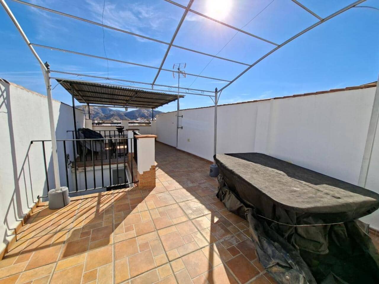 2 soveværelse Byhus til salg i Alora med garage - € 230.000 (Ref: 10135201)