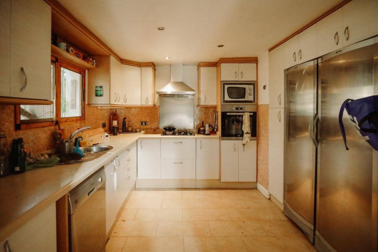 6 bedroom Finca/Country House for sale in Alora with pool garage - € 440,000 (Ref: 10183942)