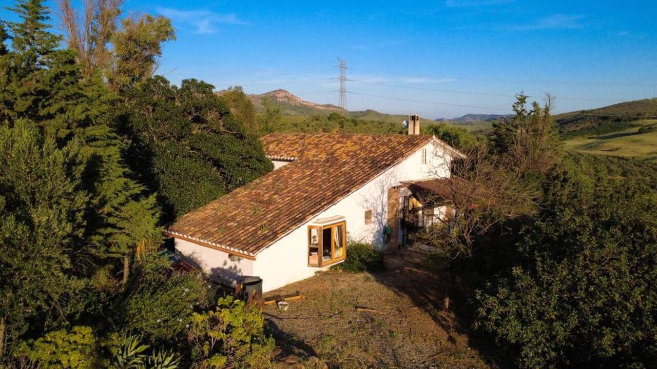 6 bedroom Finca/Country House for sale in Alora with pool garage - € 440,000 (Ref: 10183942)