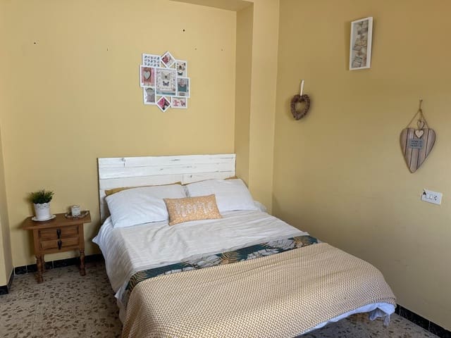 3 bedroom Townhouse for sale in Alora - € 167,500 (Ref: 10183943)