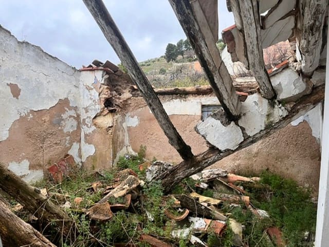 2 slaapkamer Huis te koop in Fuensanta de Martos met zwembad - € 19.500 (Ref: 3954305)