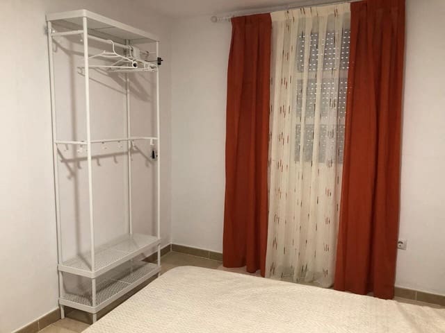 5 soverom Villa til salgs i Alora med svømmebasseng garasje - € 400 000 (Ref: 8427988)