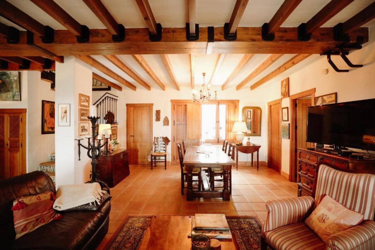 5 bedroom Finca/Country House for sale in Alora with pool garage - € 695,000 (Ref: 8556074)