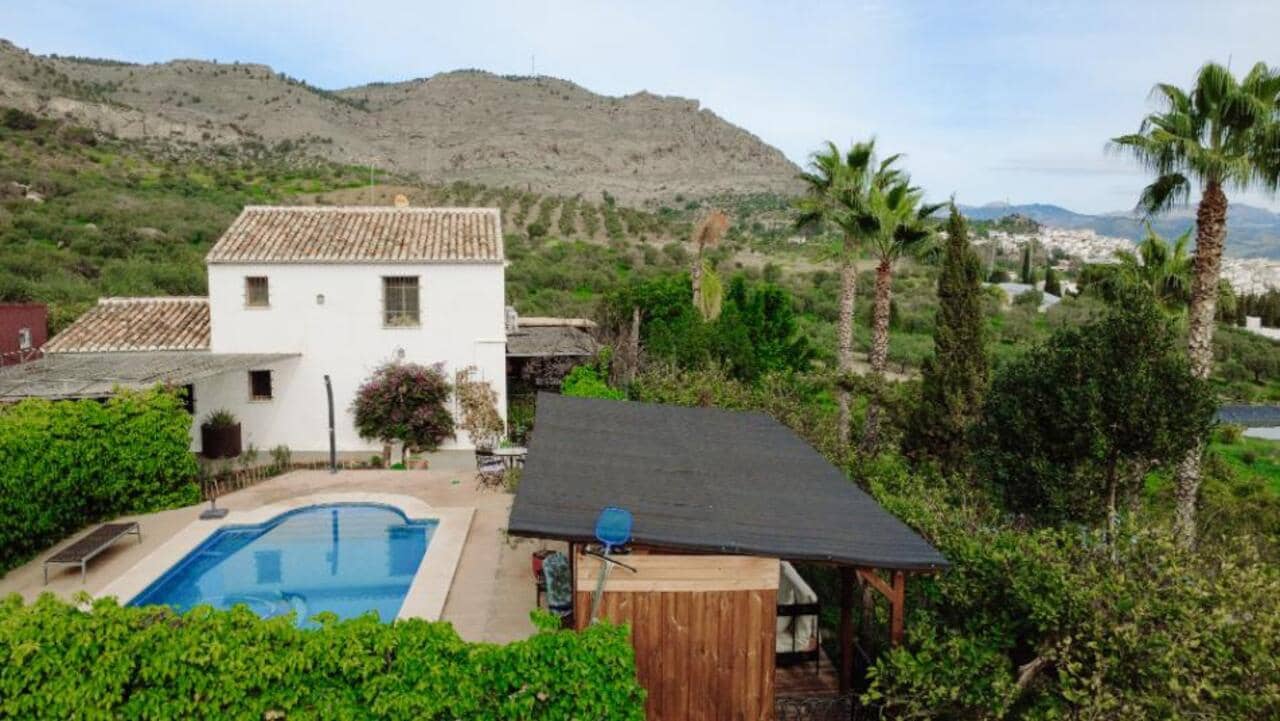 5 bedroom Finca/Country House for sale in Alora with pool garage - € 695,000 (Ref: 8556074)