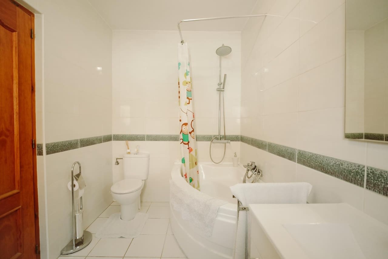 3 sypialnia Willa na sprzedaż w Alora z garażem - 350 000 € (Ref: 8705754)