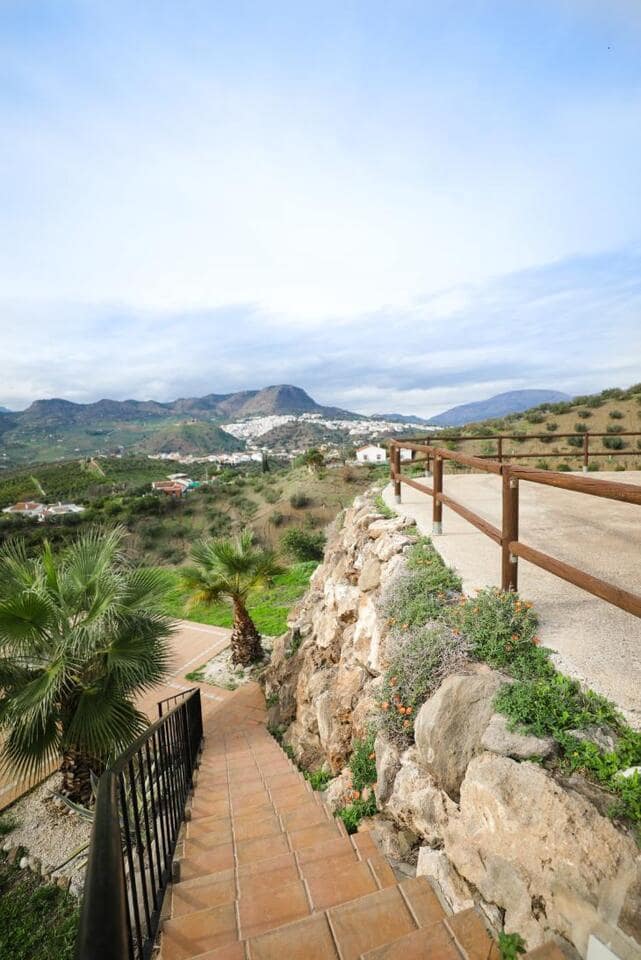 3 sypialnia Willa na sprzedaż w Alora z garażem - 350 000 € (Ref: 8705754)