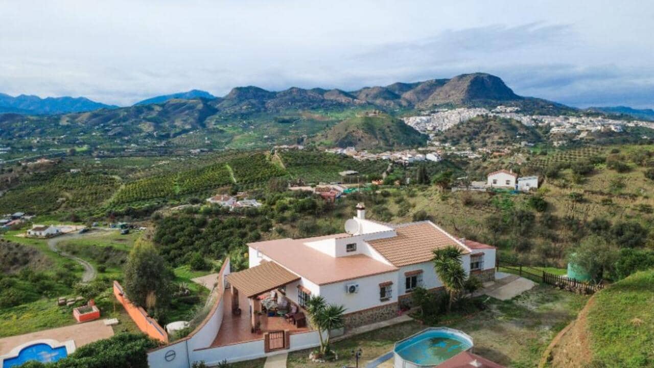 3 sypialnia Willa na sprzedaż w Alora z garażem - 350 000 € (Ref: 8705754)