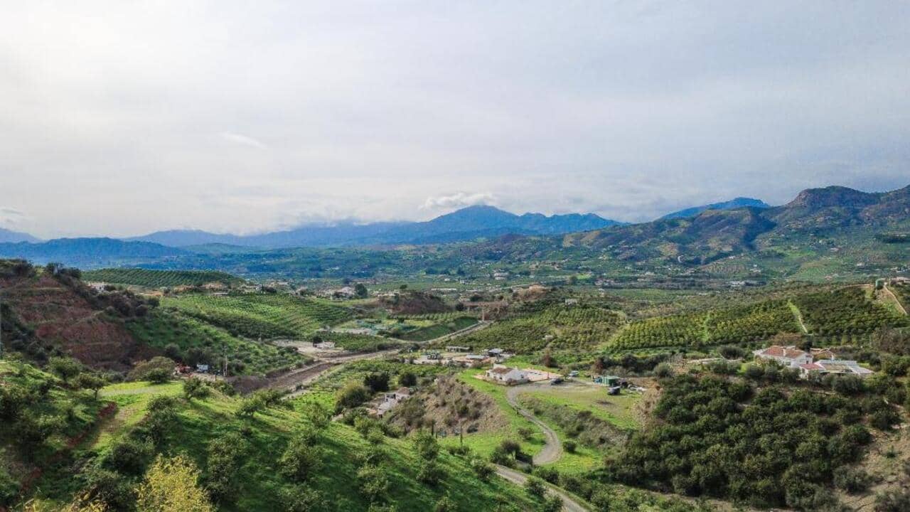 3 sypialnia Willa na sprzedaż w Alora z garażem - 350 000 € (Ref: 8705754)