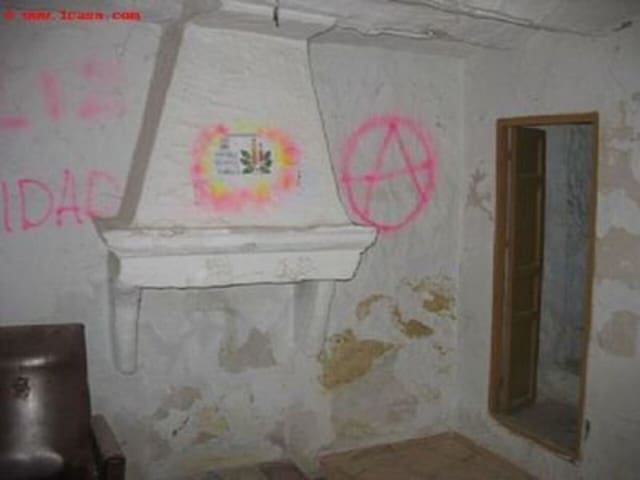 9 chambre Local Commercial à vendre à Alora avec piscine - 99 000 € (Ref: 8714131)