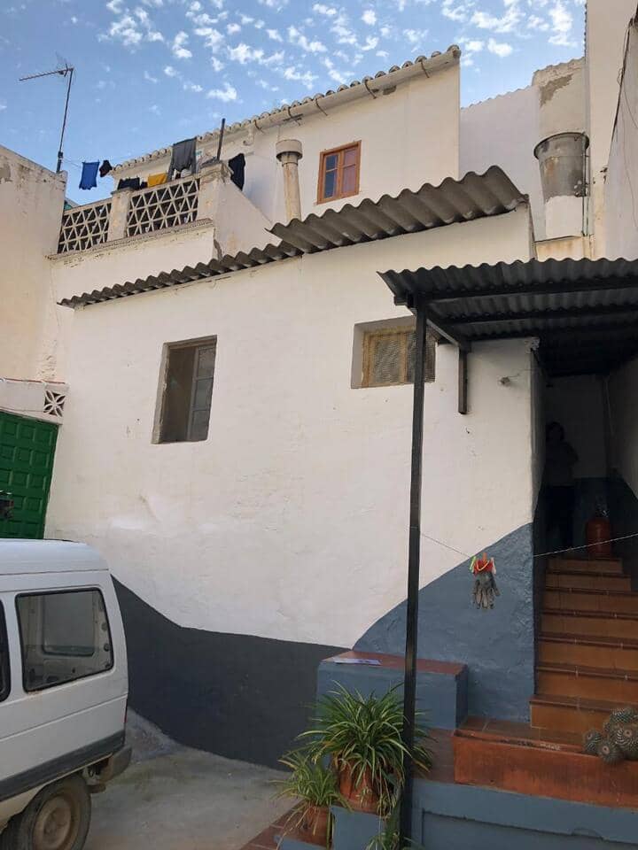 4 soveværelse Byhus til salg i Alora med garage - € 220.000 (Ref: 8837437)