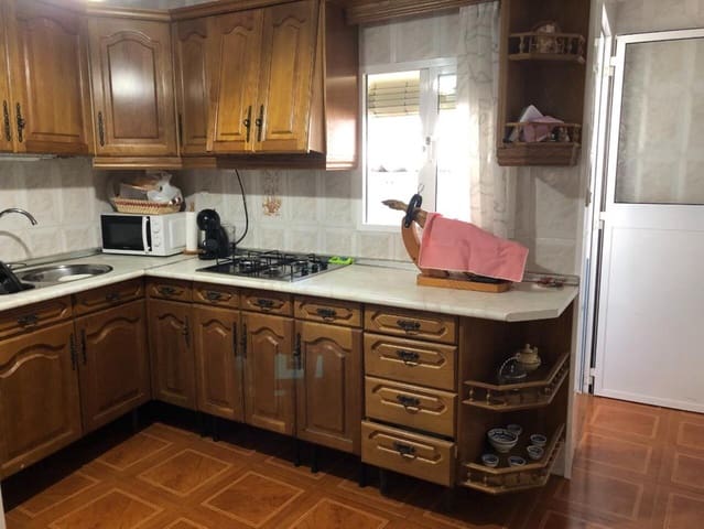 4 soveværelse Byhus til salg i Alora med garage - € 220.000 (Ref: 8837437)