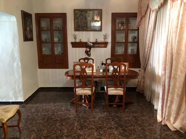 4 soveværelse Byhus til salg i Alora med garage - € 220.000 (Ref: 8837437)