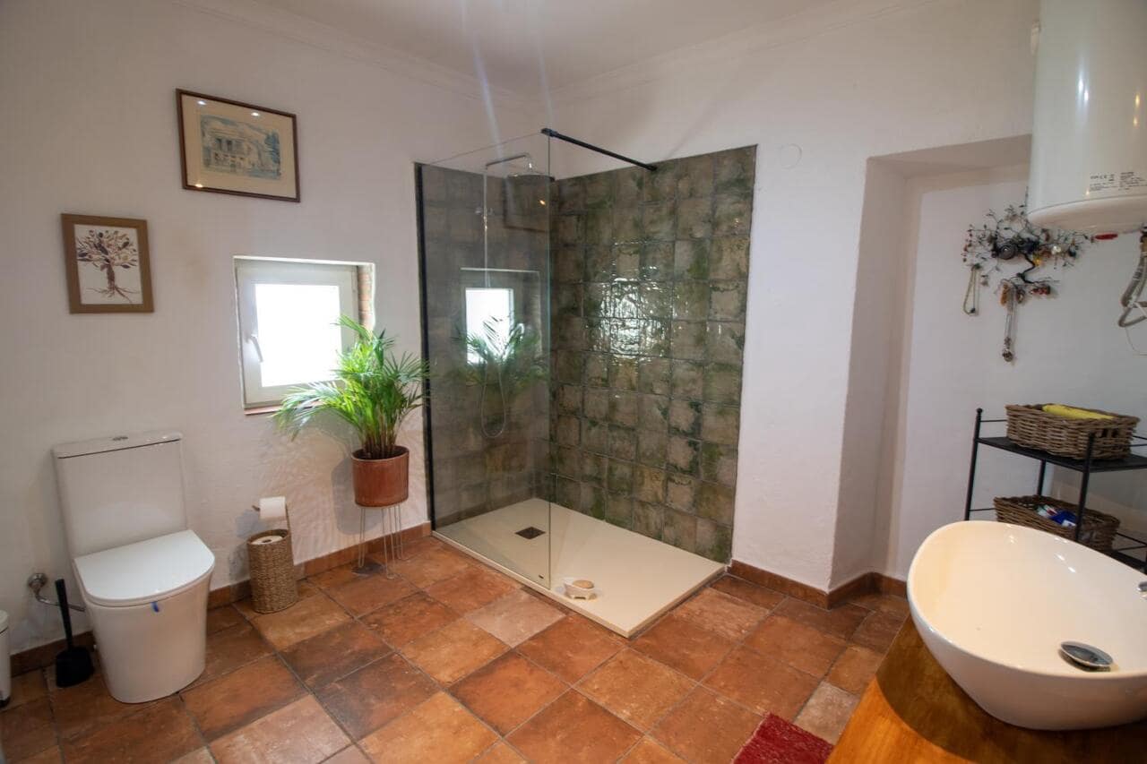 2 quarto Quinta/Casa Rural para venda em El Chorro com piscina - 228 000 € (Ref: 8915842)