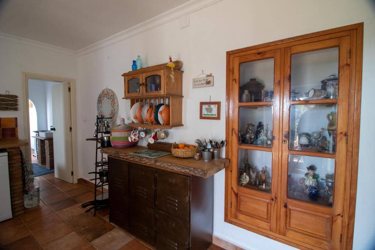 2 quarto Quinta/Casa Rural para venda em El Chorro com piscina - 228 000 € (Ref: 8915842)
