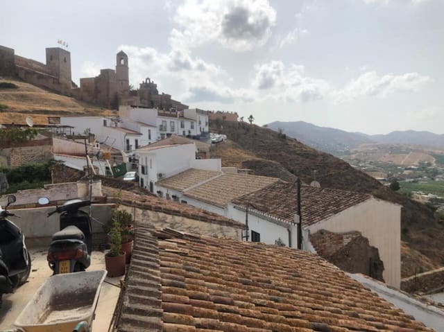 4 soveværelse Byhus til salg i Alora - € 150.000 (Ref: 8915843)