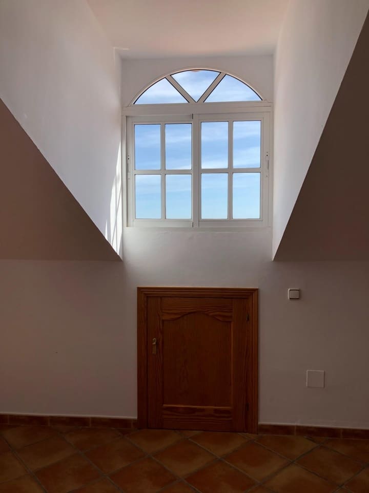 5 soveværelse Byhus til salg i Alora med garage - € 285.000 (Ref: 8952320)