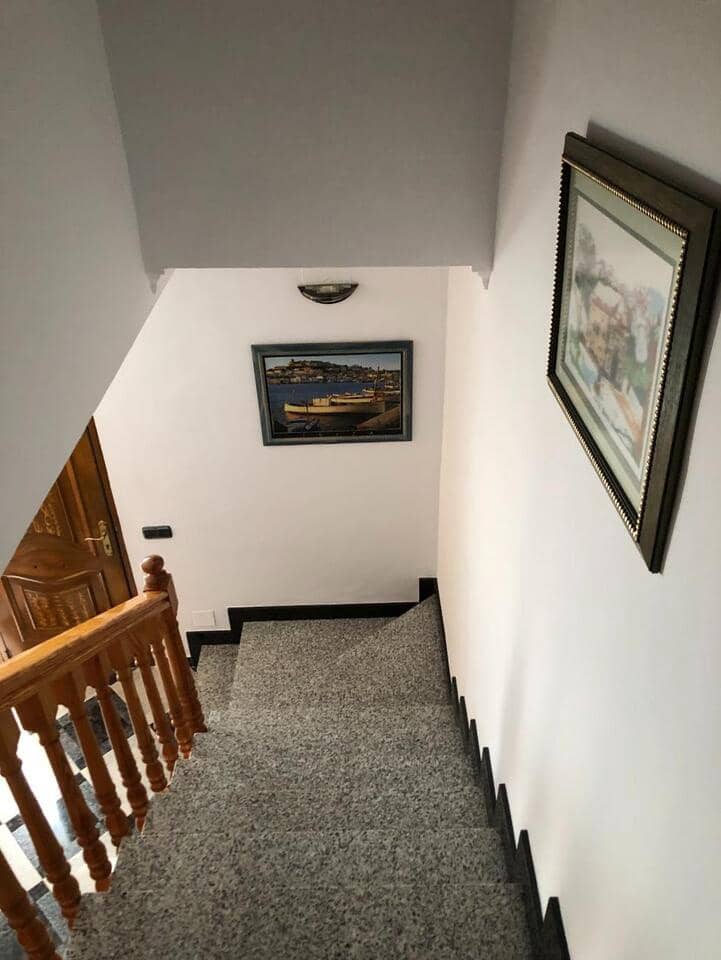 5 soveværelse Byhus til salg i Alora med garage - € 285.000 (Ref: 8952320)