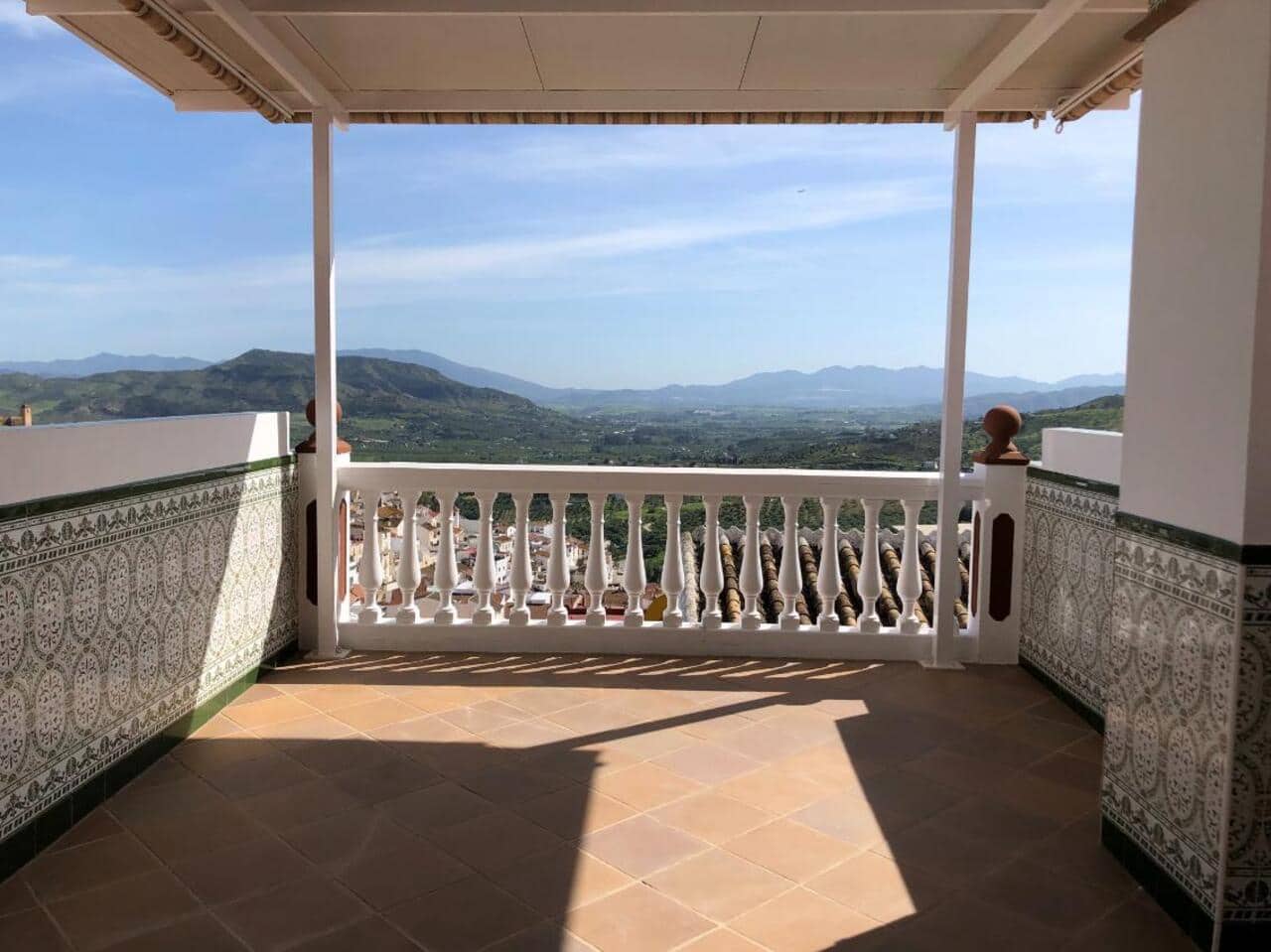 5 soveværelse Byhus til salg i Alora med garage - € 285.000 (Ref: 8952320)