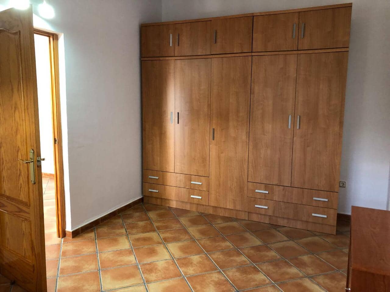 5 soveværelse Byhus til salg i Alora med garage - € 285.000 (Ref: 8952320)