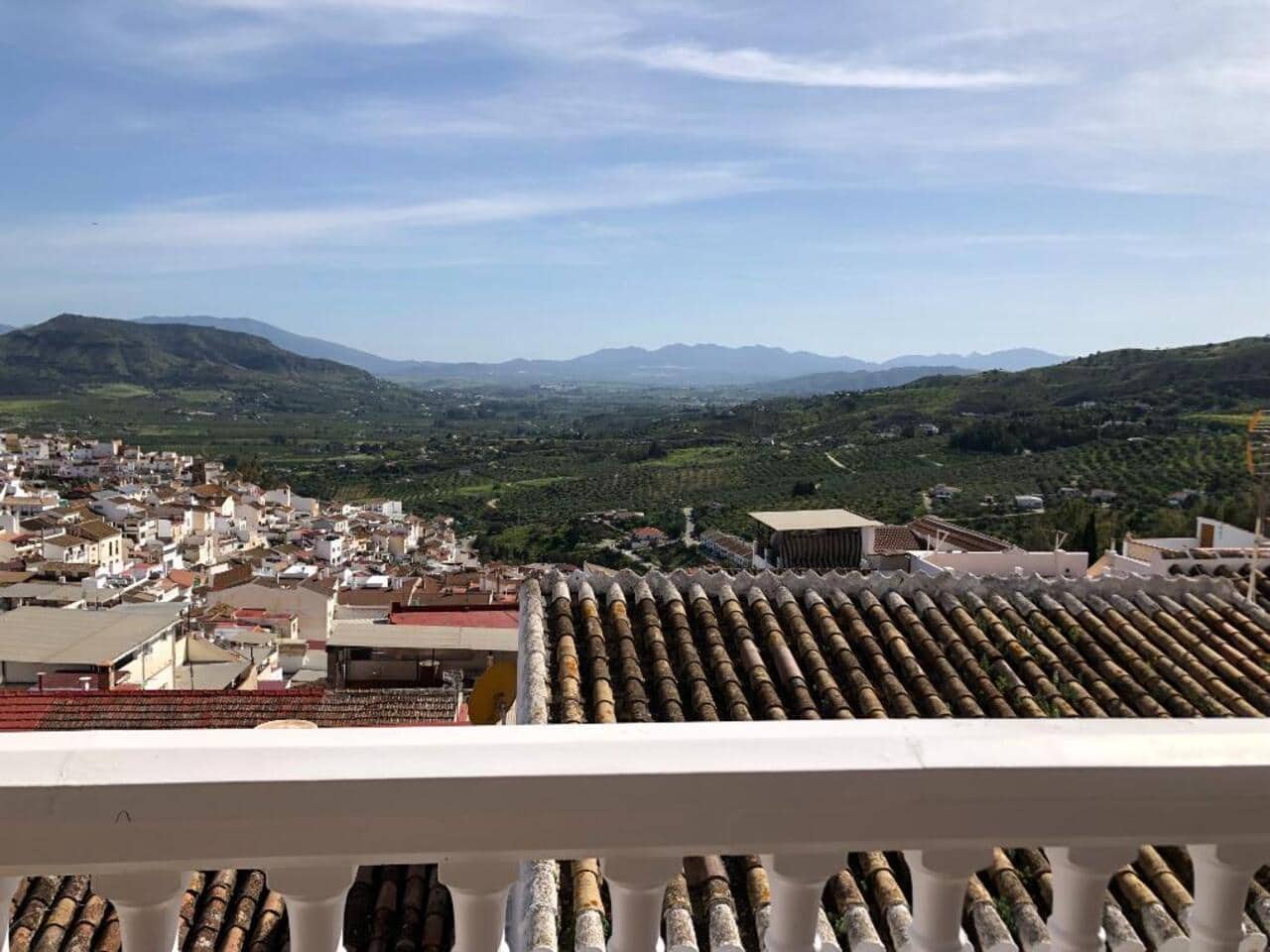 5 soveværelse Byhus til salg i Alora med garage - € 285.000 (Ref: 8952320)