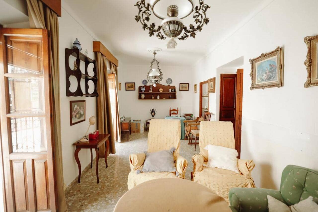 7 soveværelse Byhus til salg i Alora - € 220.000 (Ref: 9006575)