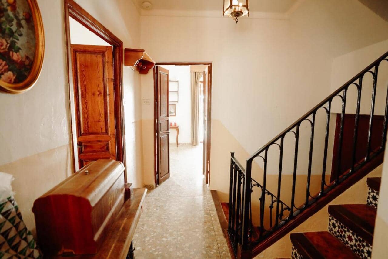 7 soveværelse Byhus til salg i Alora - € 220.000 (Ref: 9006575)