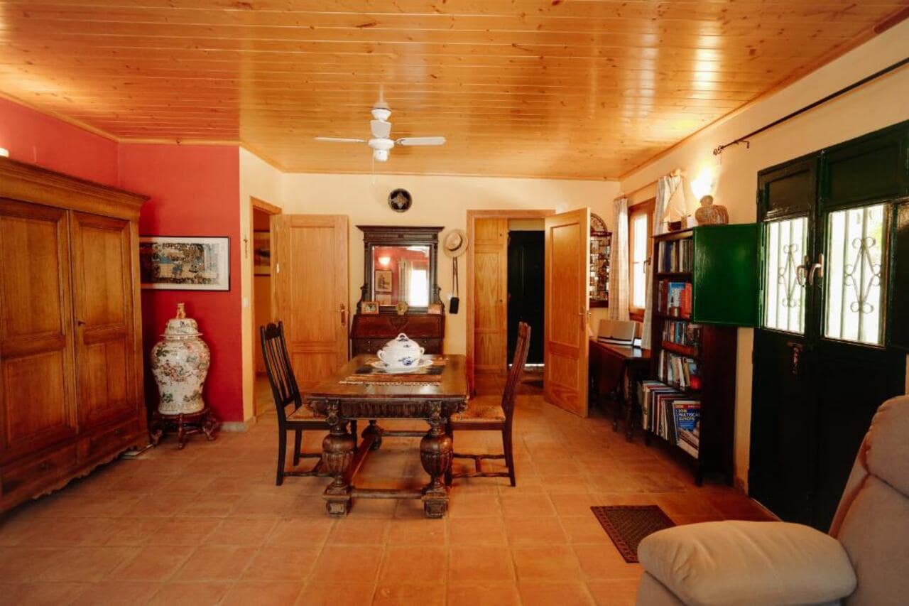 3 soveværelse Finca/Landehus til salg i Alora med swimmingpool garage - € 240.000 (Ref: 9107207)