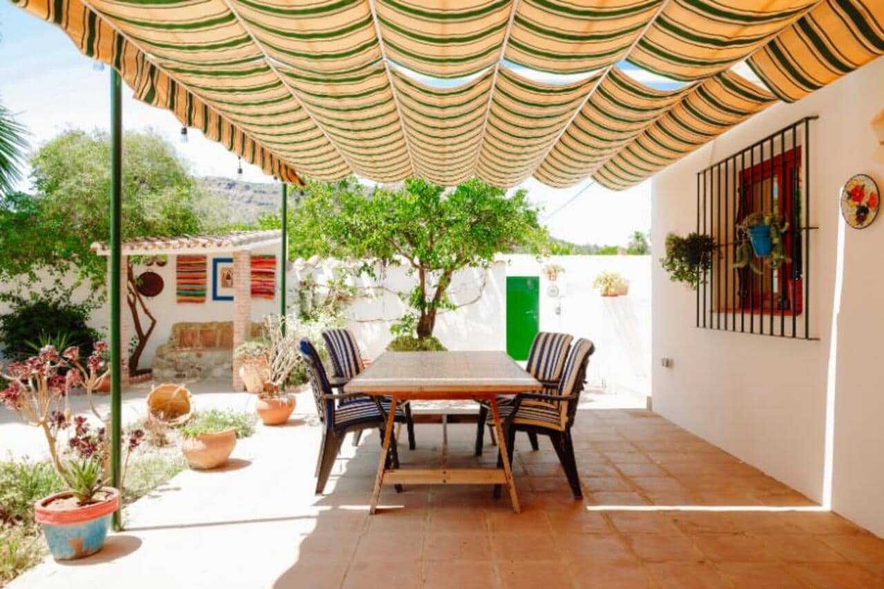 3 soveværelse Finca/Landehus til salg i Alora med swimmingpool garage - € 240.000 (Ref: 9107207)