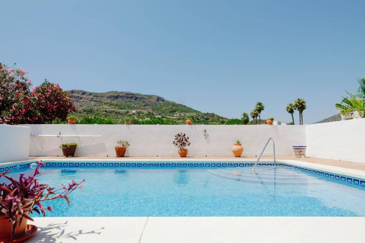 3 soveværelse Finca/Landehus til salg i Alora med swimmingpool garage - € 240.000 (Ref: 9107207)