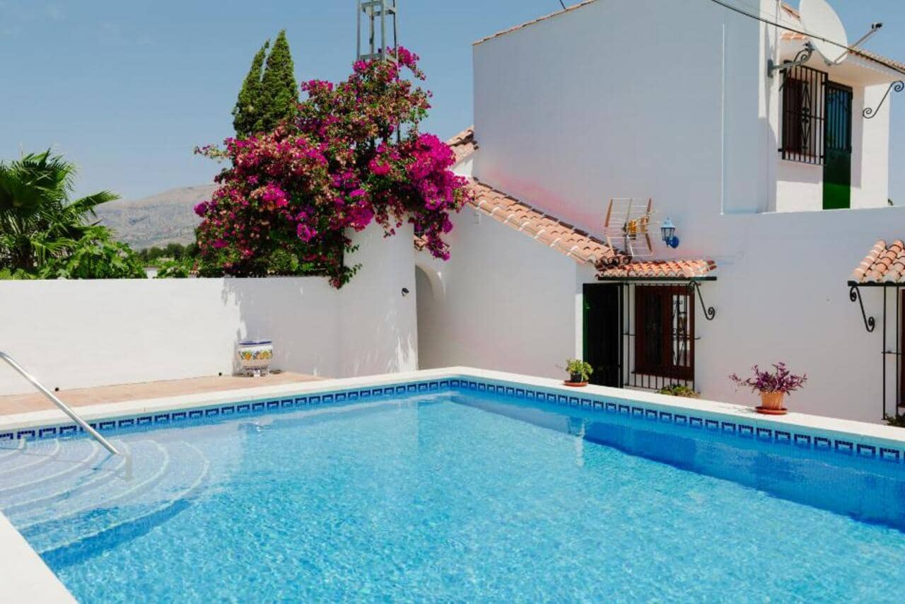 3 soveværelse Finca/Landehus til salg i Alora med swimmingpool garage - € 240.000 (Ref: 9107207)