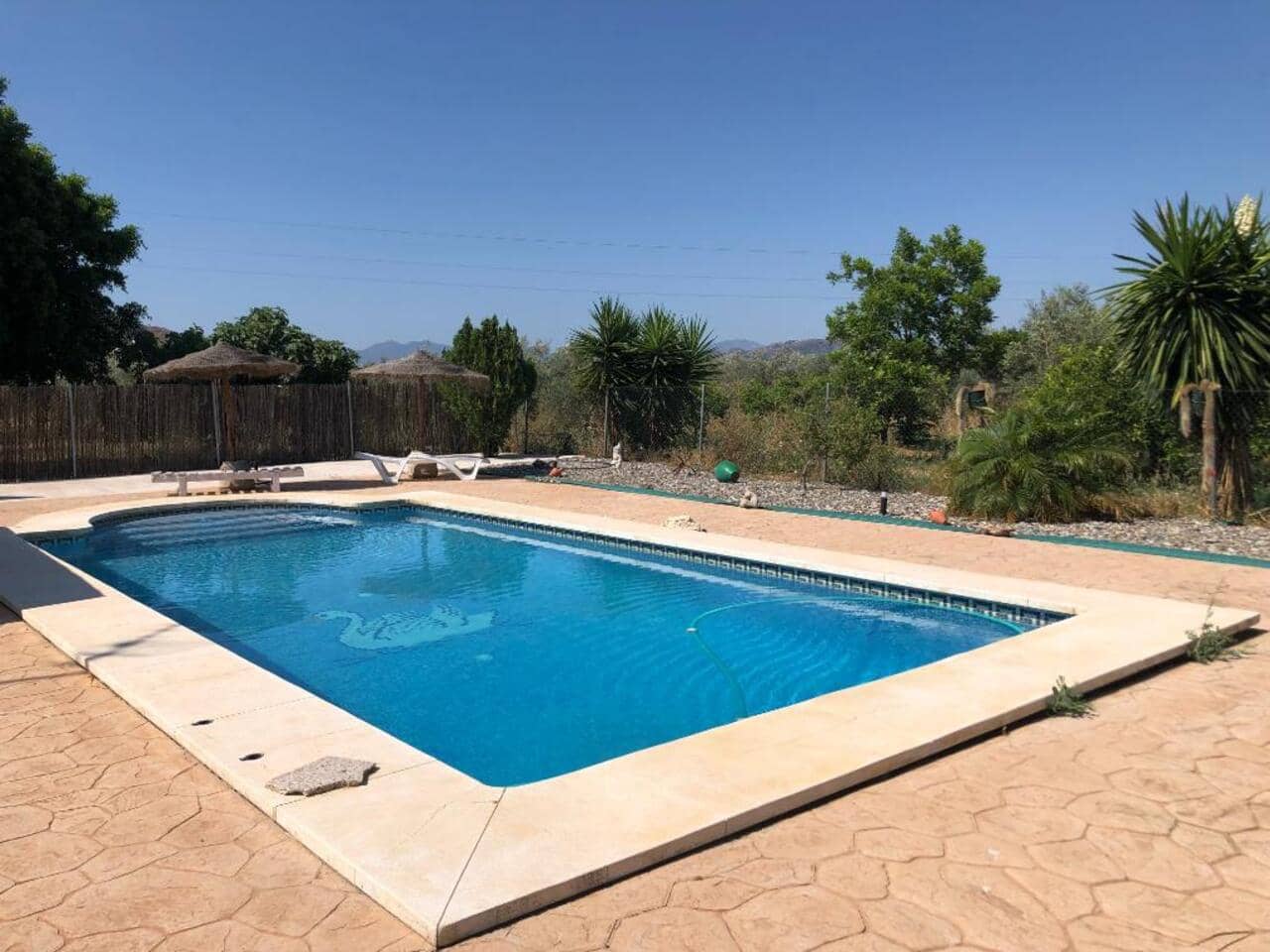 2 sypialnia Finka/Dom wiejski na sprzedaż w Alora z basenem garażem - 260 000 € (Ref: 9123654)