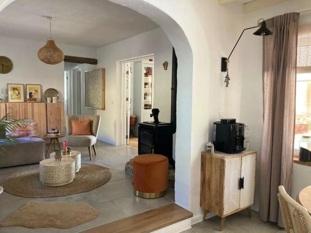 4 soveværelse Finca/Landehus til salg i Valle de Abdalajís med swimmingpool - € 465.000 (Ref: 9227361)