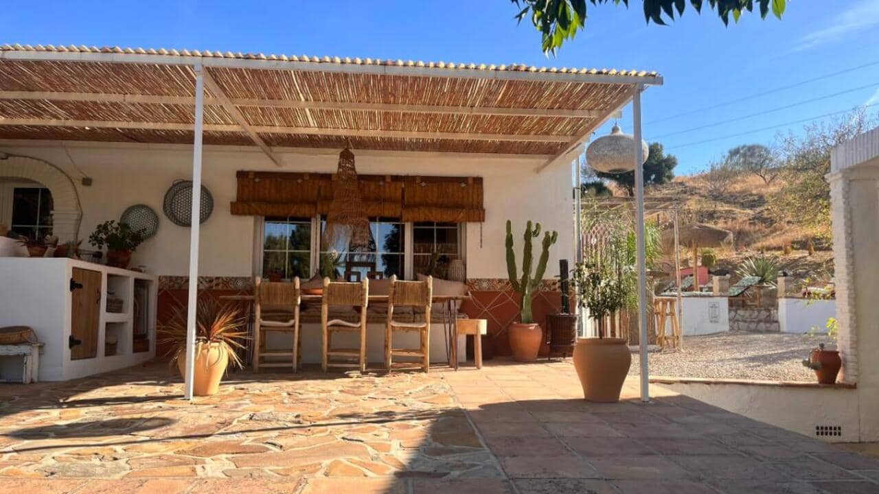 4 bedroom Finca/Country House for sale in Valle de Abdalajis with pool - € 465,000 (Ref: 9227361)